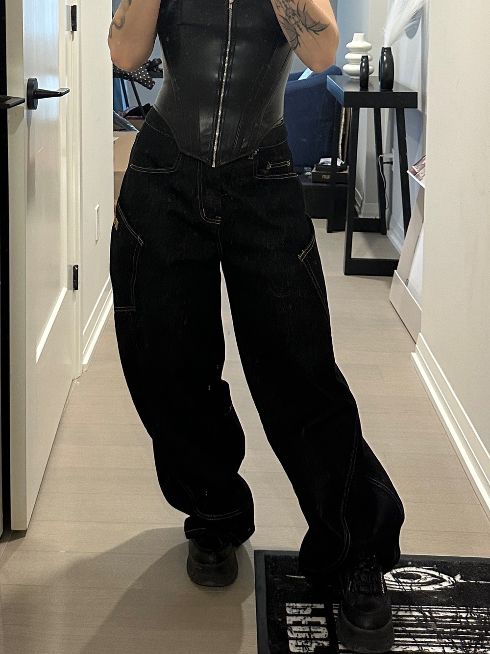 Micas Barrel Jeans